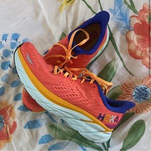 Hoka Clifton 8 shoes